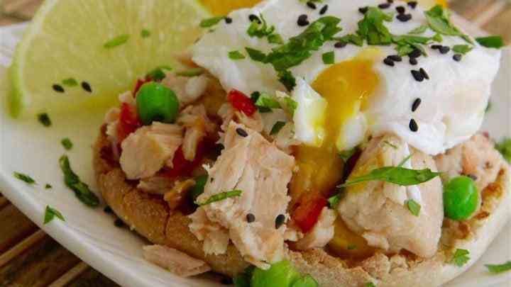 Asian Tuna with Poached Egg - Main Dish Recipes